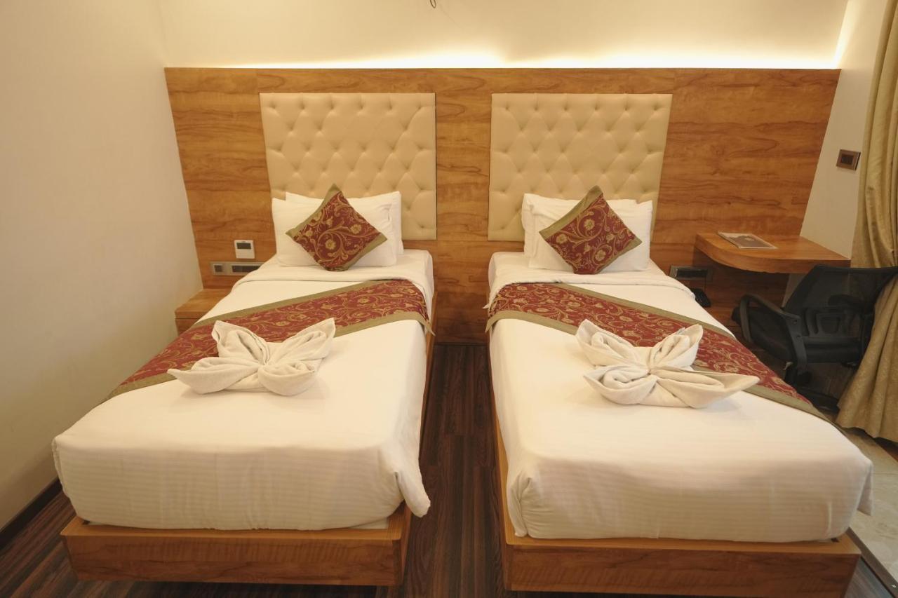 Devanahalli Royal Lotus View Resotel מראה חיצוני תמונה