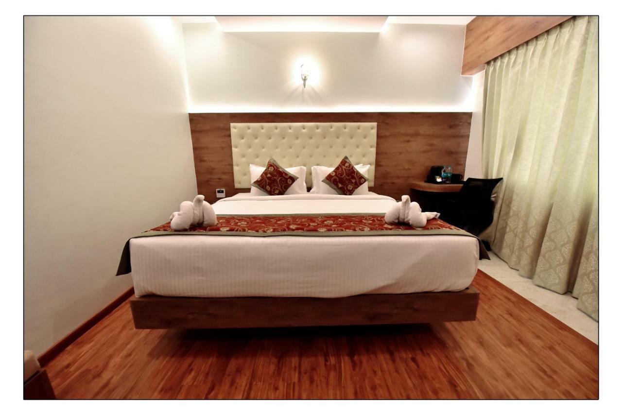 Devanahalli Royal Lotus View Resotel מראה חיצוני תמונה